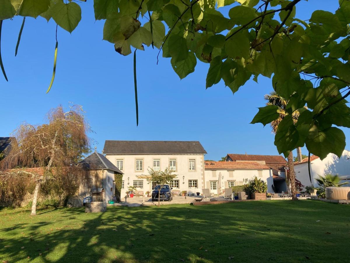 La Lezardiere Vervant Exterior photo